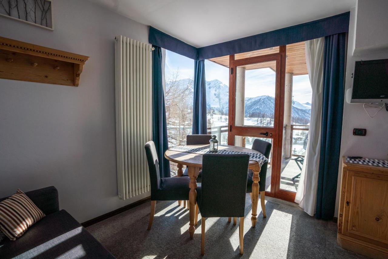 Chalet Weal Aparthotel Colle Colle Sestriere Kültér fotó